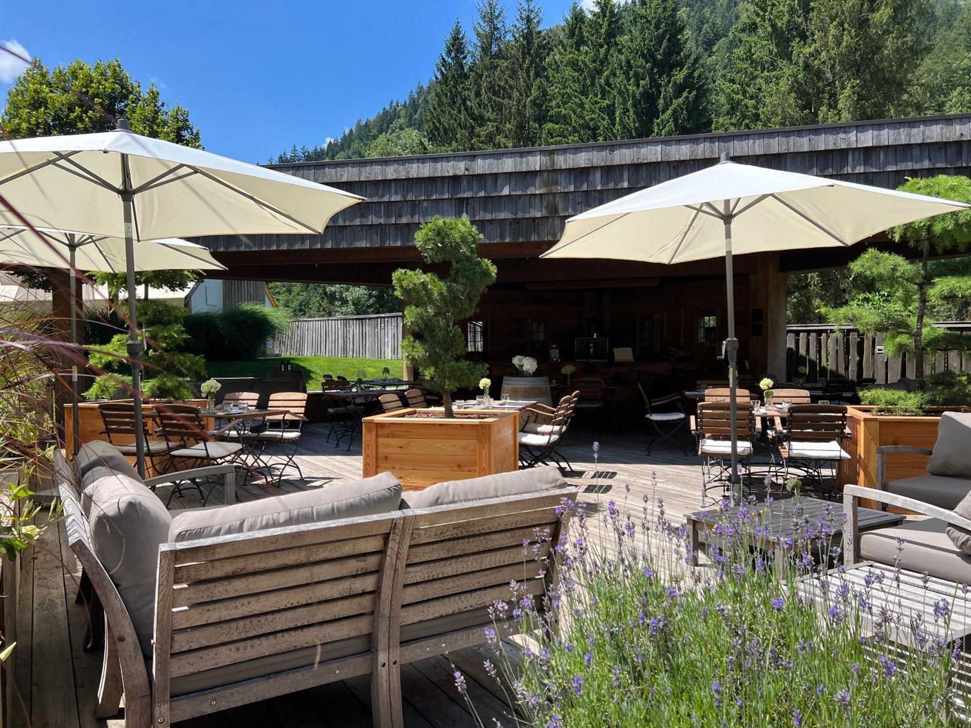 Herbal Glamping Resort Ljubno 外观 照片